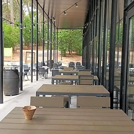 Vvf Lege Cap Ferret Hotel